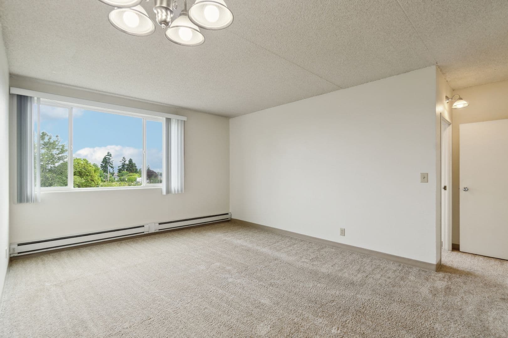 Tacoma Apartment: 1601 S. Union Ave