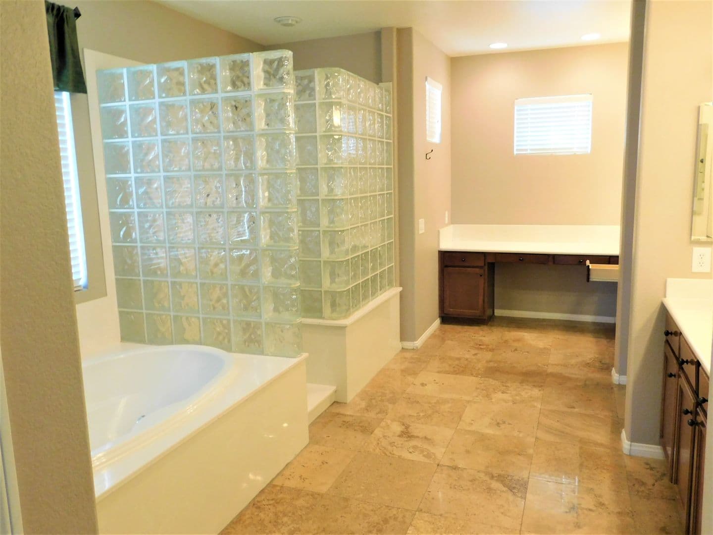 Las Vegas House: 8426 Benicasim CT