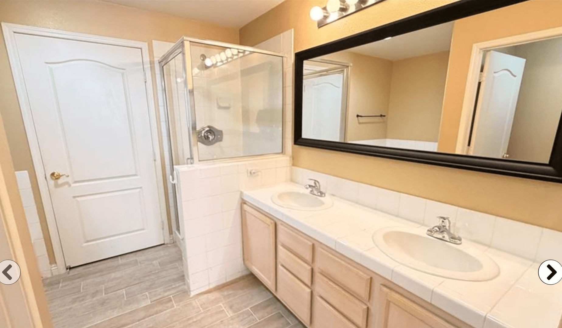 Henderson Condo: 2325 Windmill Pkwy #1613