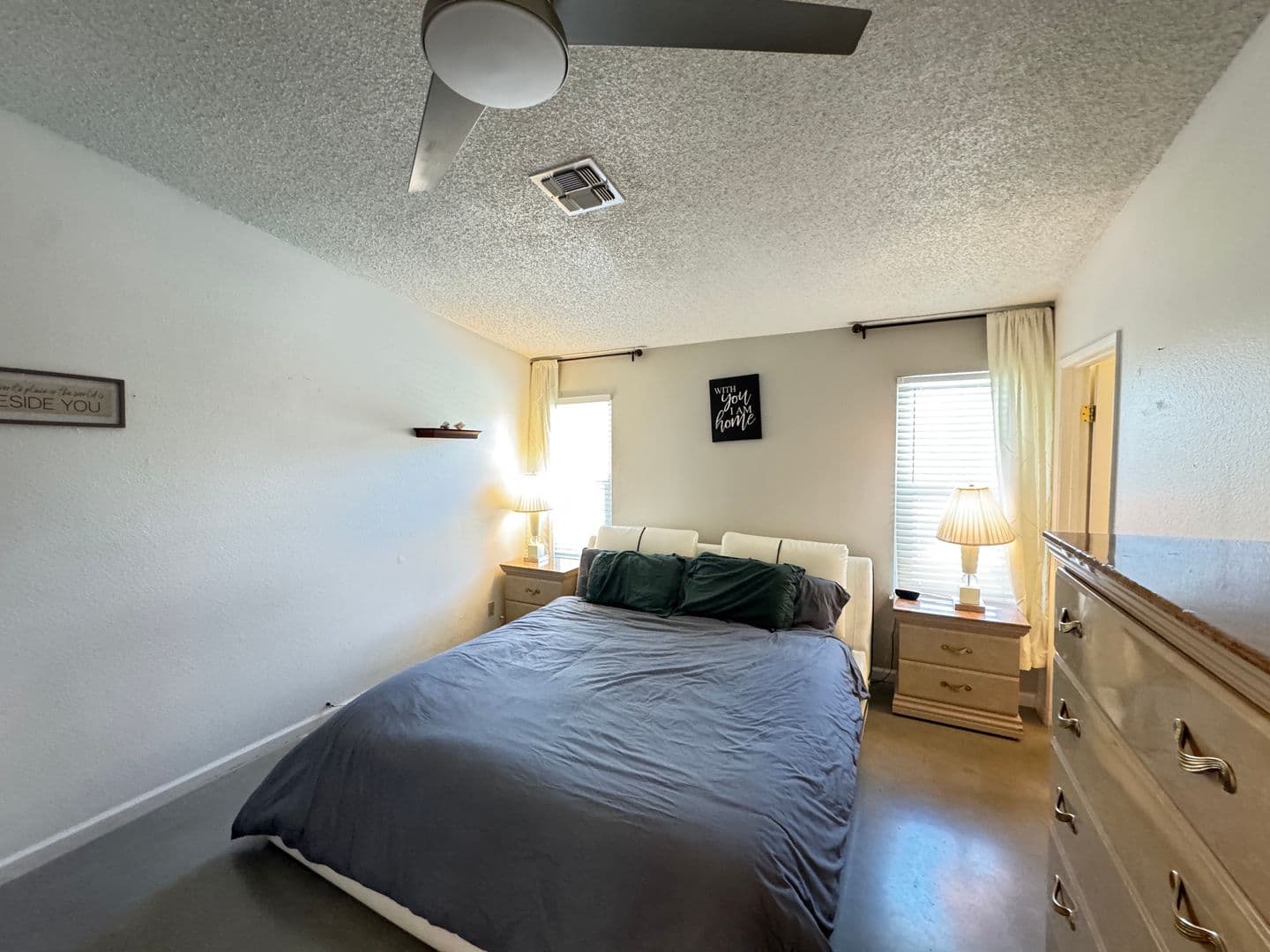 Las Vegas House: 7267 Sixshooter Dr