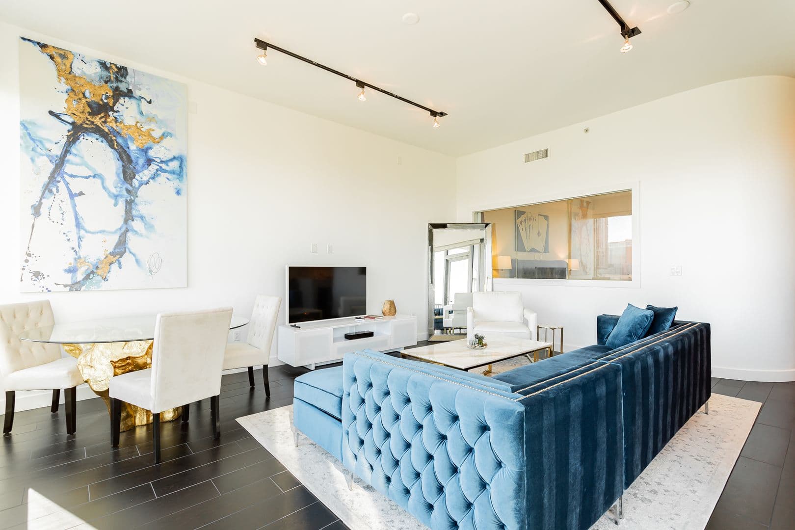 Las Vegas Condo: 360 East Desert Inn Rd #1502