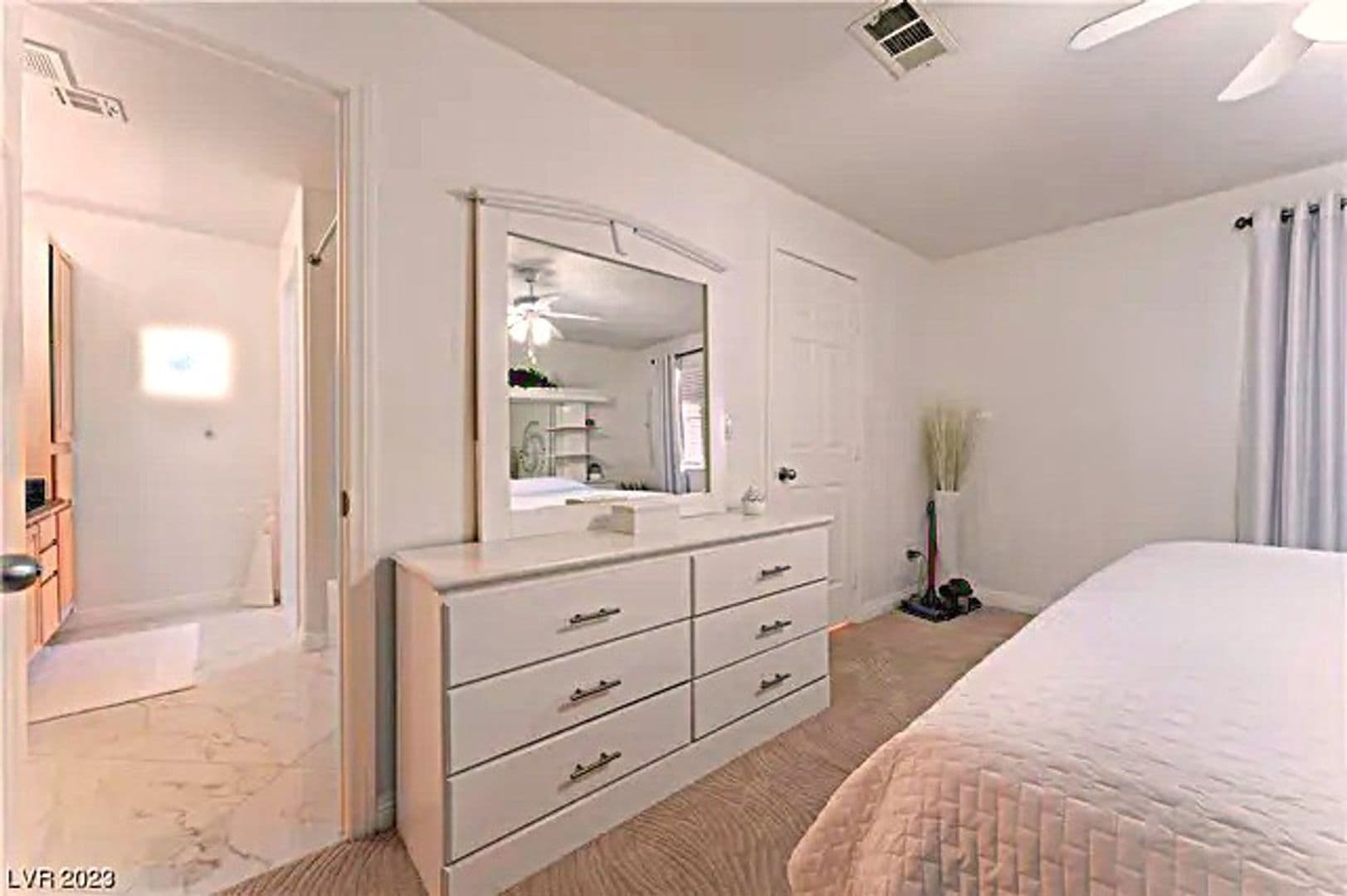 Henderson House: 392 Manti Pl #392