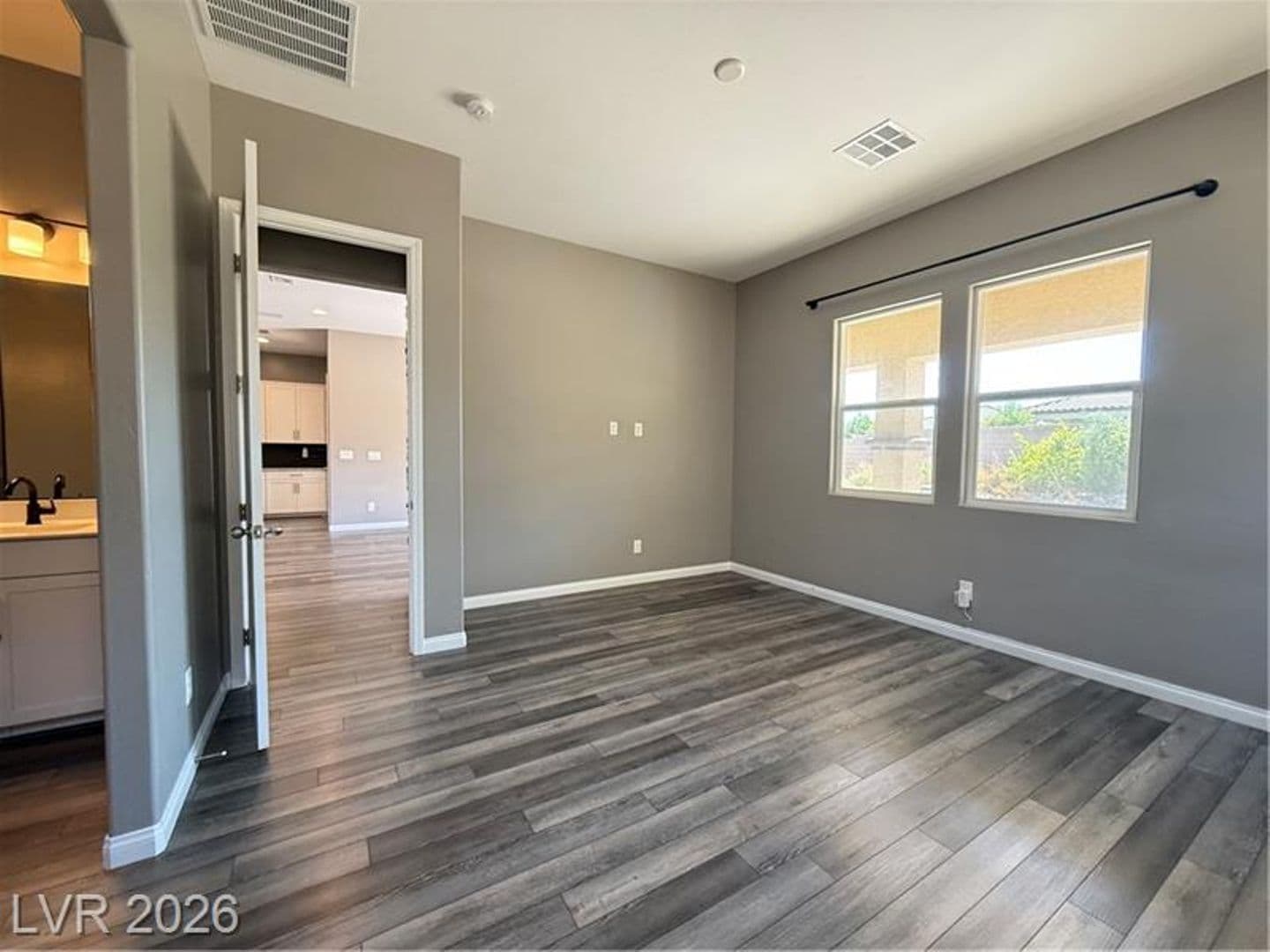 Las Vegas House: 10241 Skye Run Ave