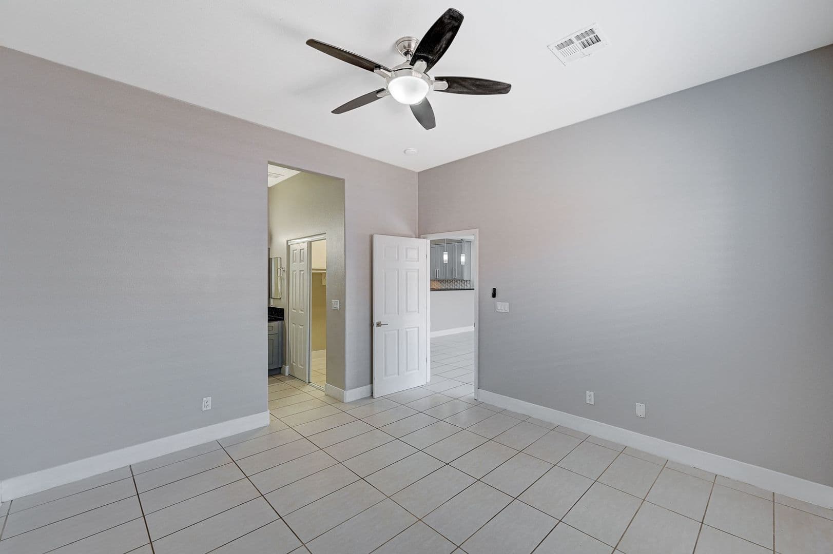 Las Vegas Townhome: 2830 Serenidad Dr