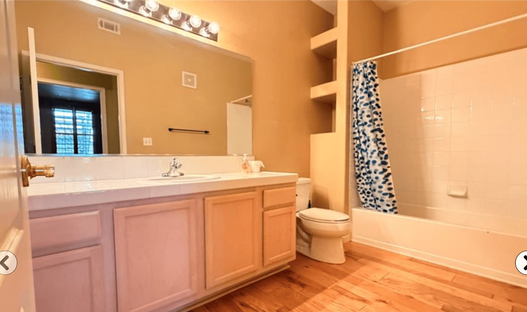 Henderson Condo: 2325 Windmill Pkwy #1613