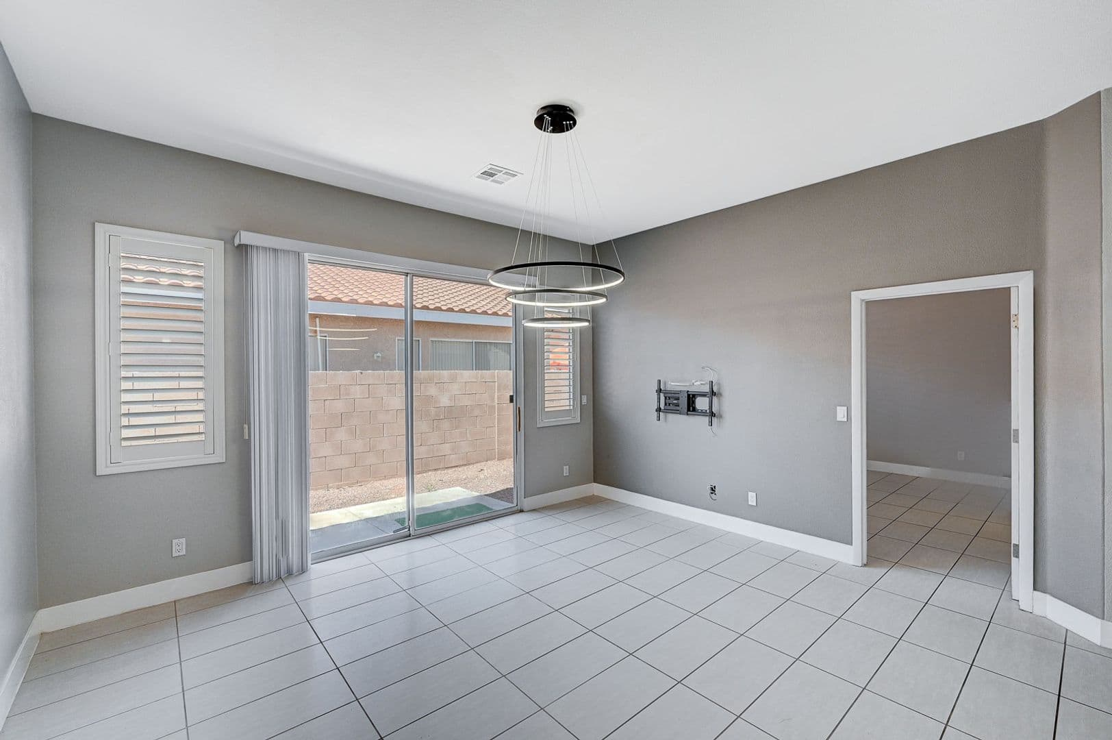 Las Vegas Townhome: 2830 Serenidad Dr