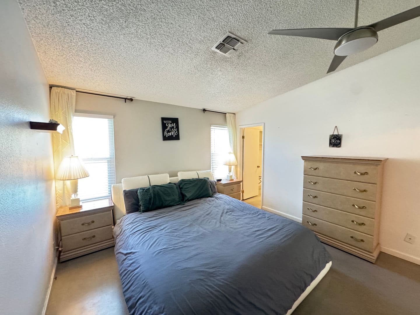 Las Vegas House: 7267 Sixshooter Dr
