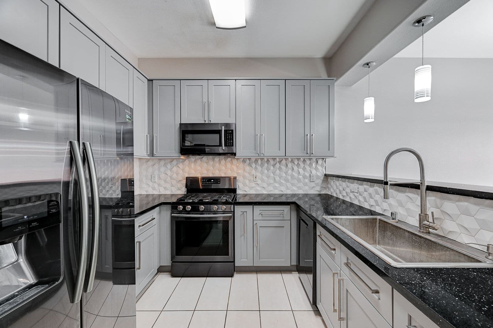 Las Vegas Townhome: 2830 Serenidad Dr