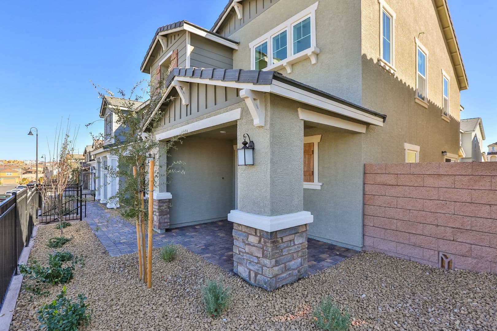 Henderson House: 3659 Bitonto Lane