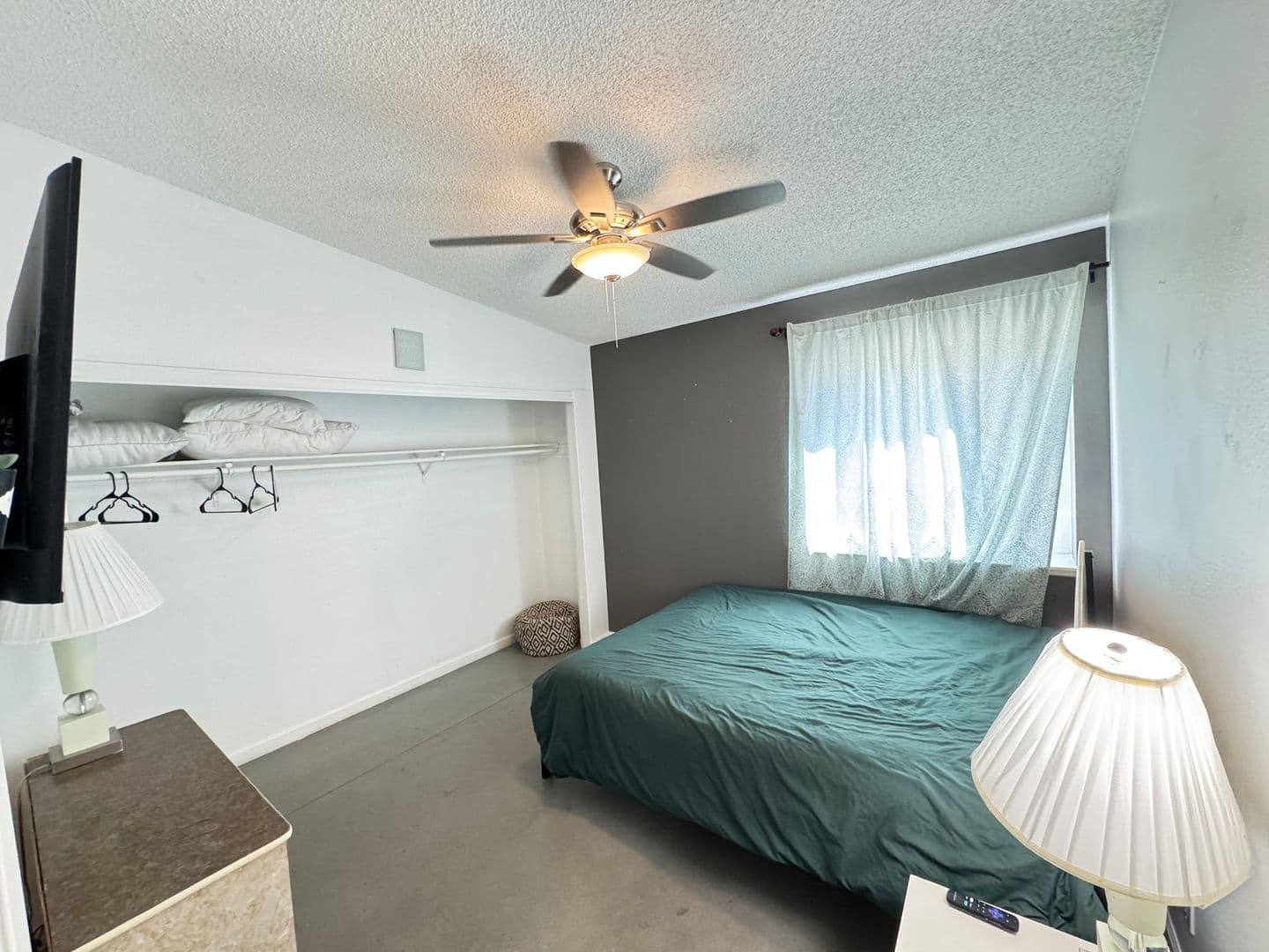 Las Vegas House: 7267 Sixshooter Dr