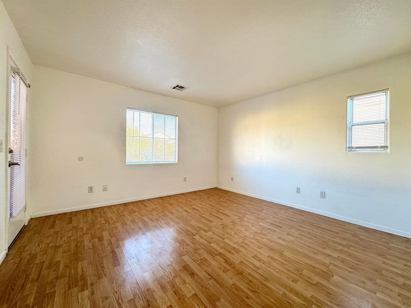 Las Vegas House: 10433 Wyatt Earp Ct