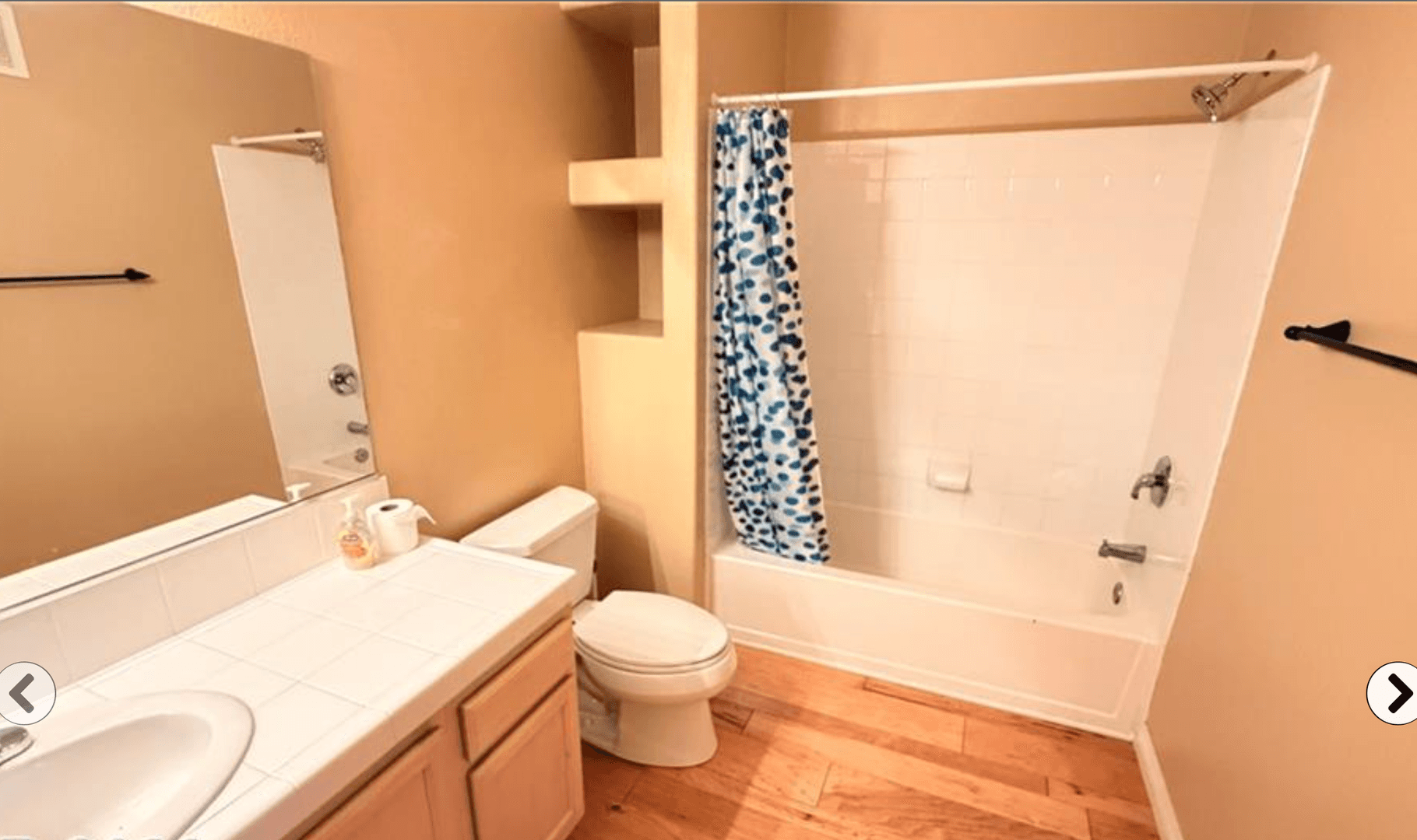 Henderson Condo: 2325 Windmill Pkwy #1613