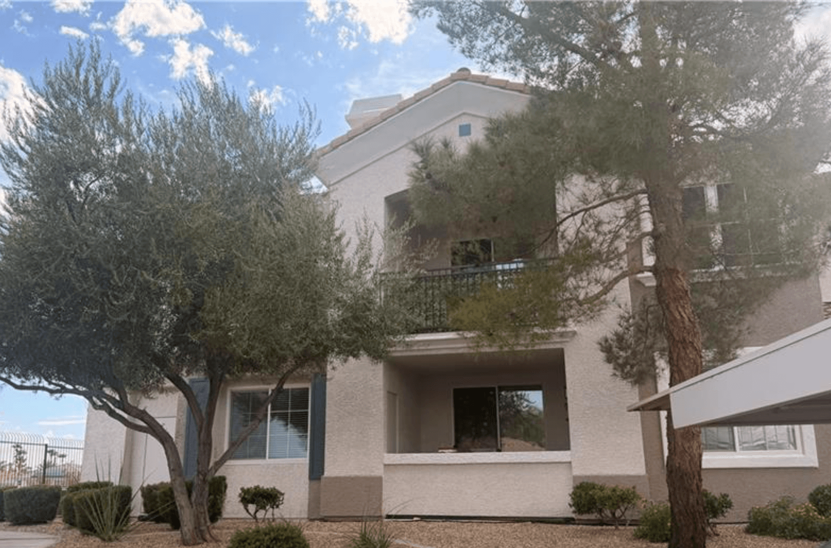 Henderson Condo: 2325 Windmill Pkwy #1613