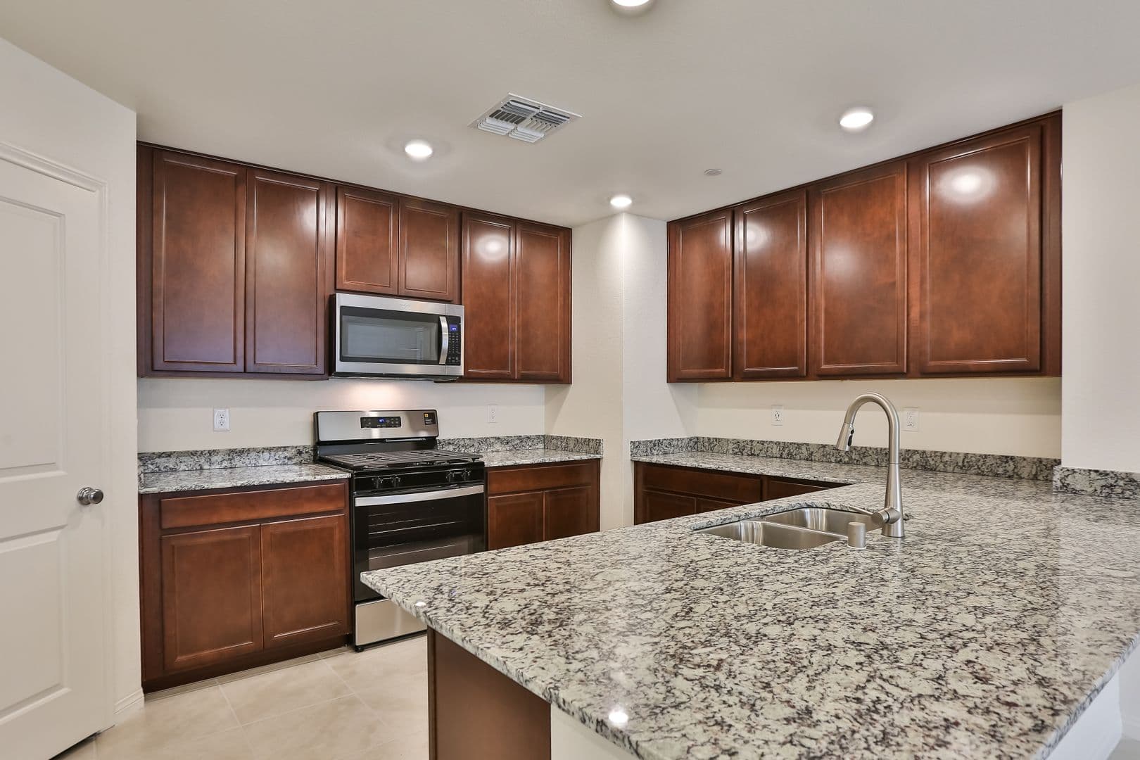 Henderson House: 3659 Bitonto Lane