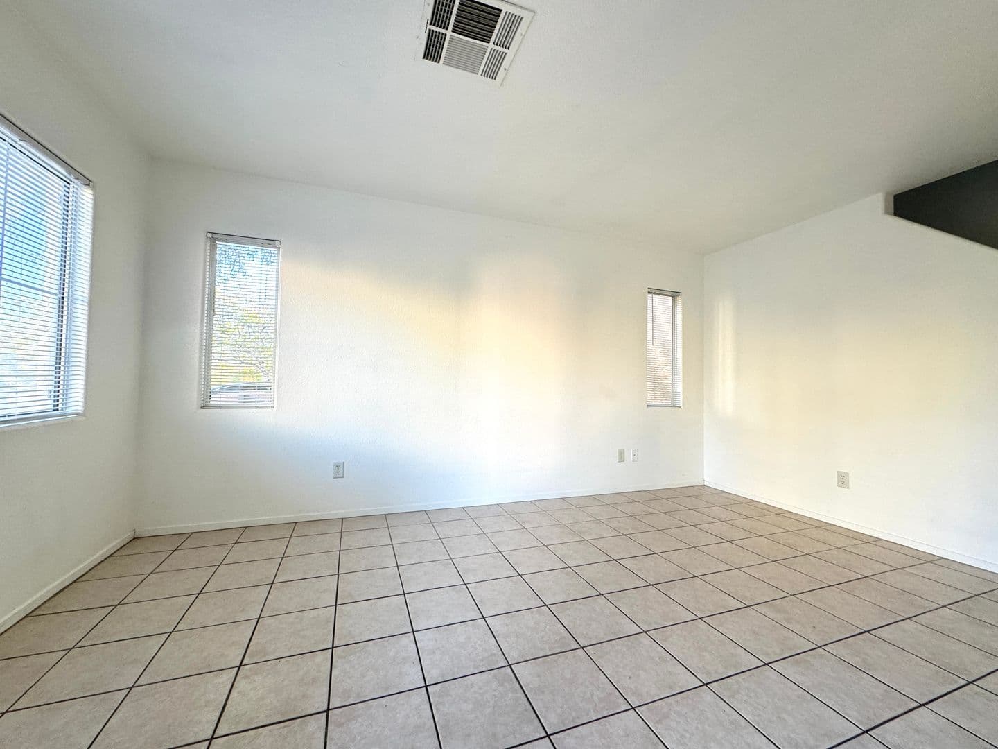 Las Vegas House: 10433 Wyatt Earp Ct