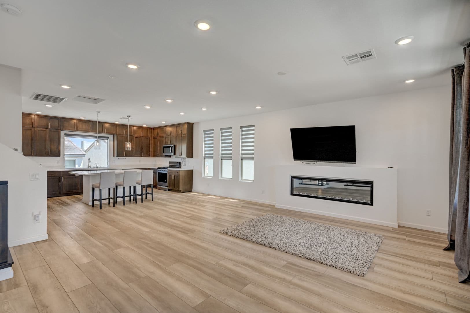 Las Vegas House: 7760 Misty Oaks Ave