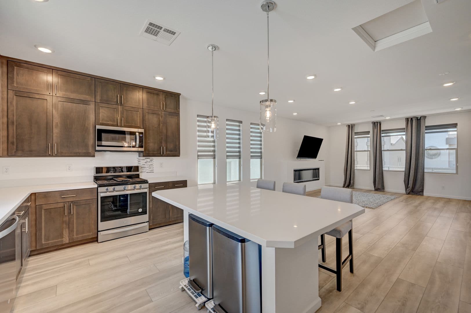 Las Vegas House: 7760 Misty Oaks Ave