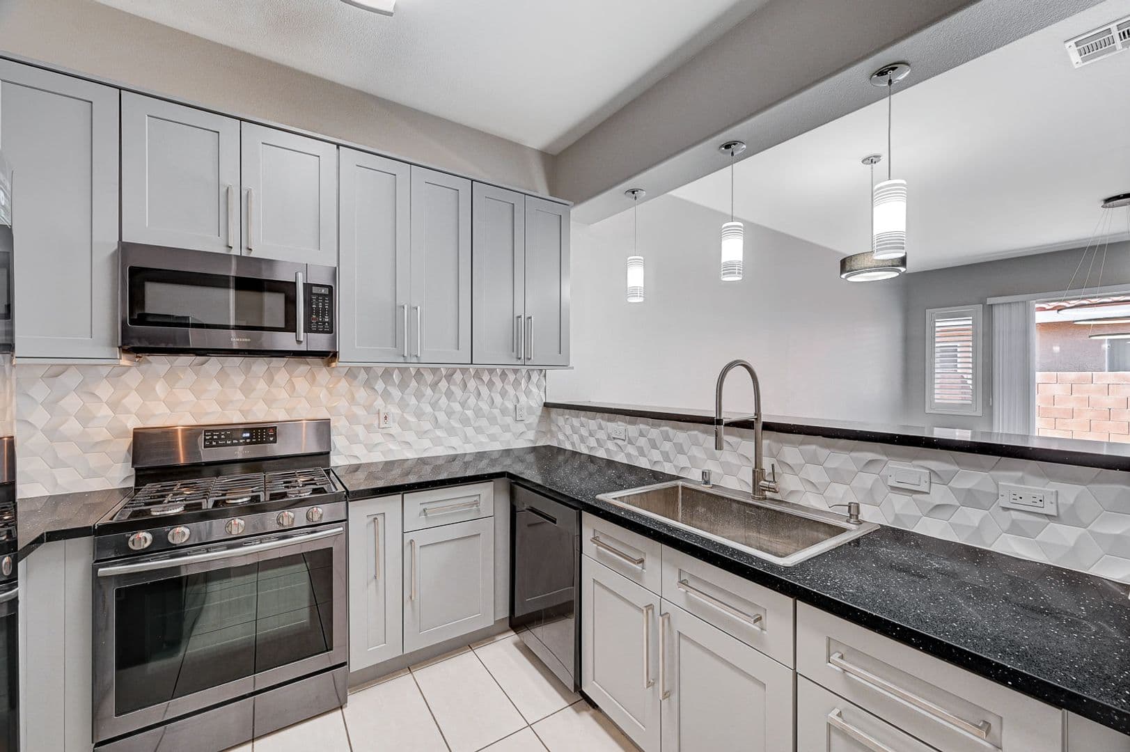 Las Vegas Townhome: 2830 Serenidad Dr