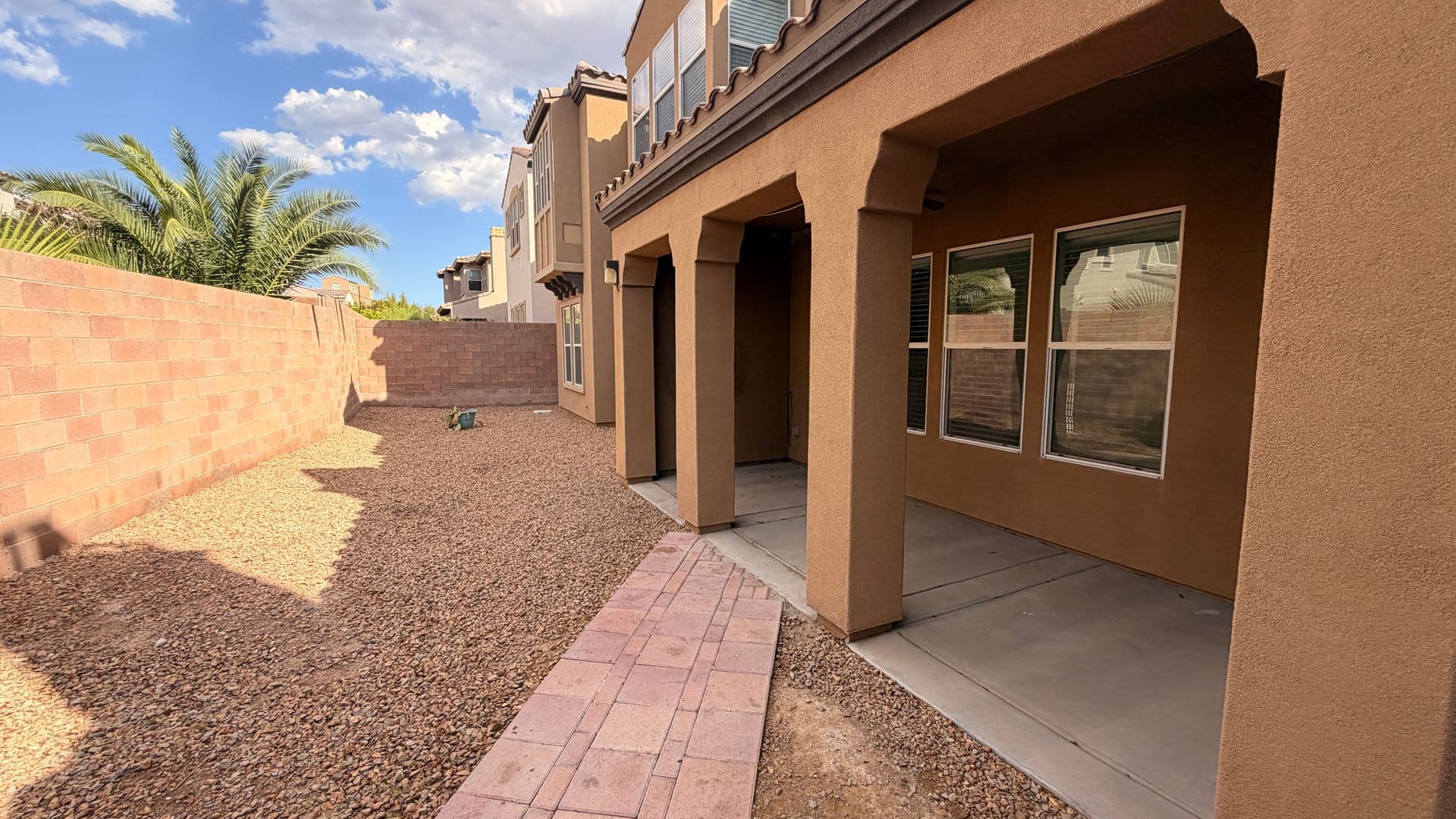 Henderson House: 496 Via Palermo Drive