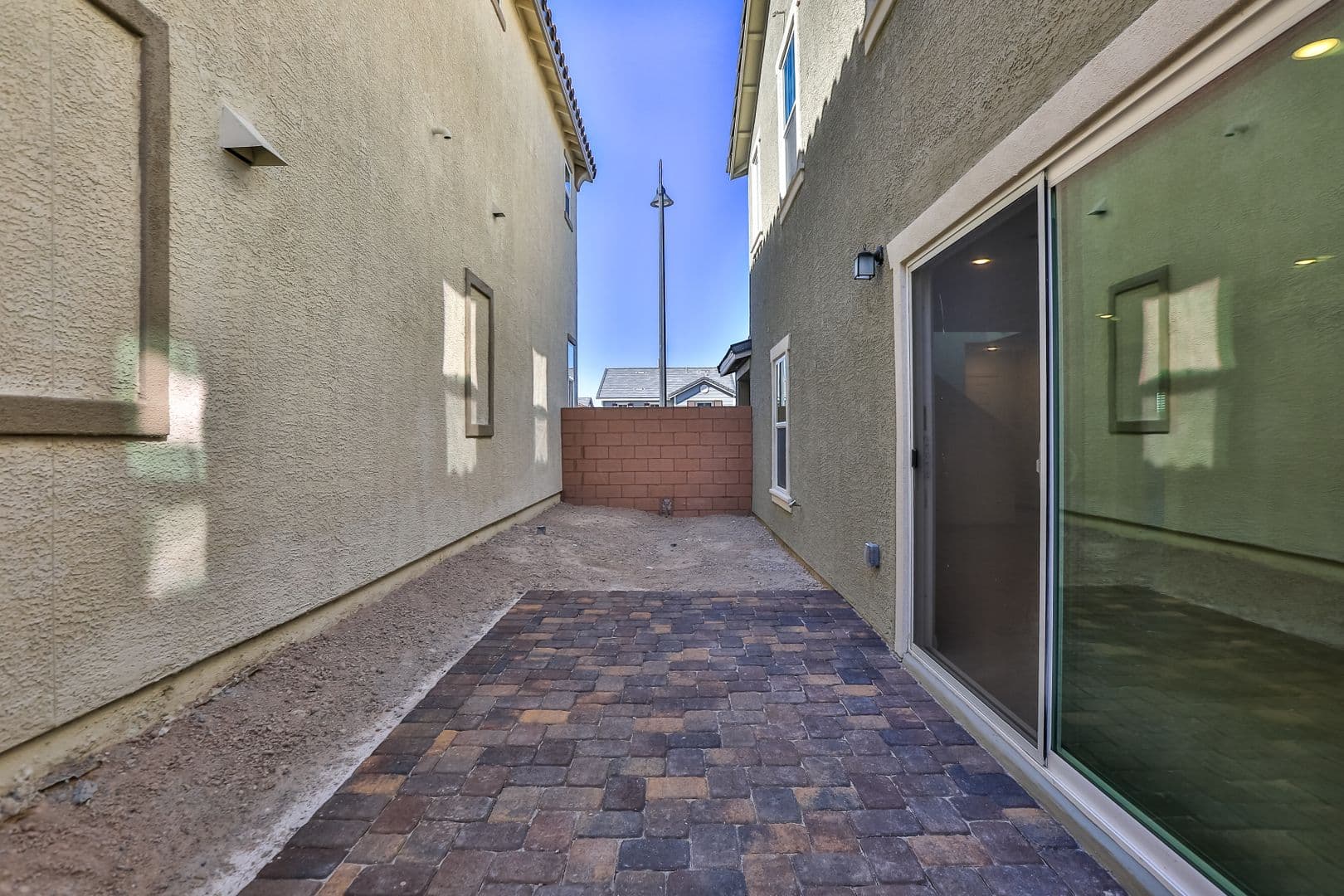 Henderson House: 3659 Bitonto Lane