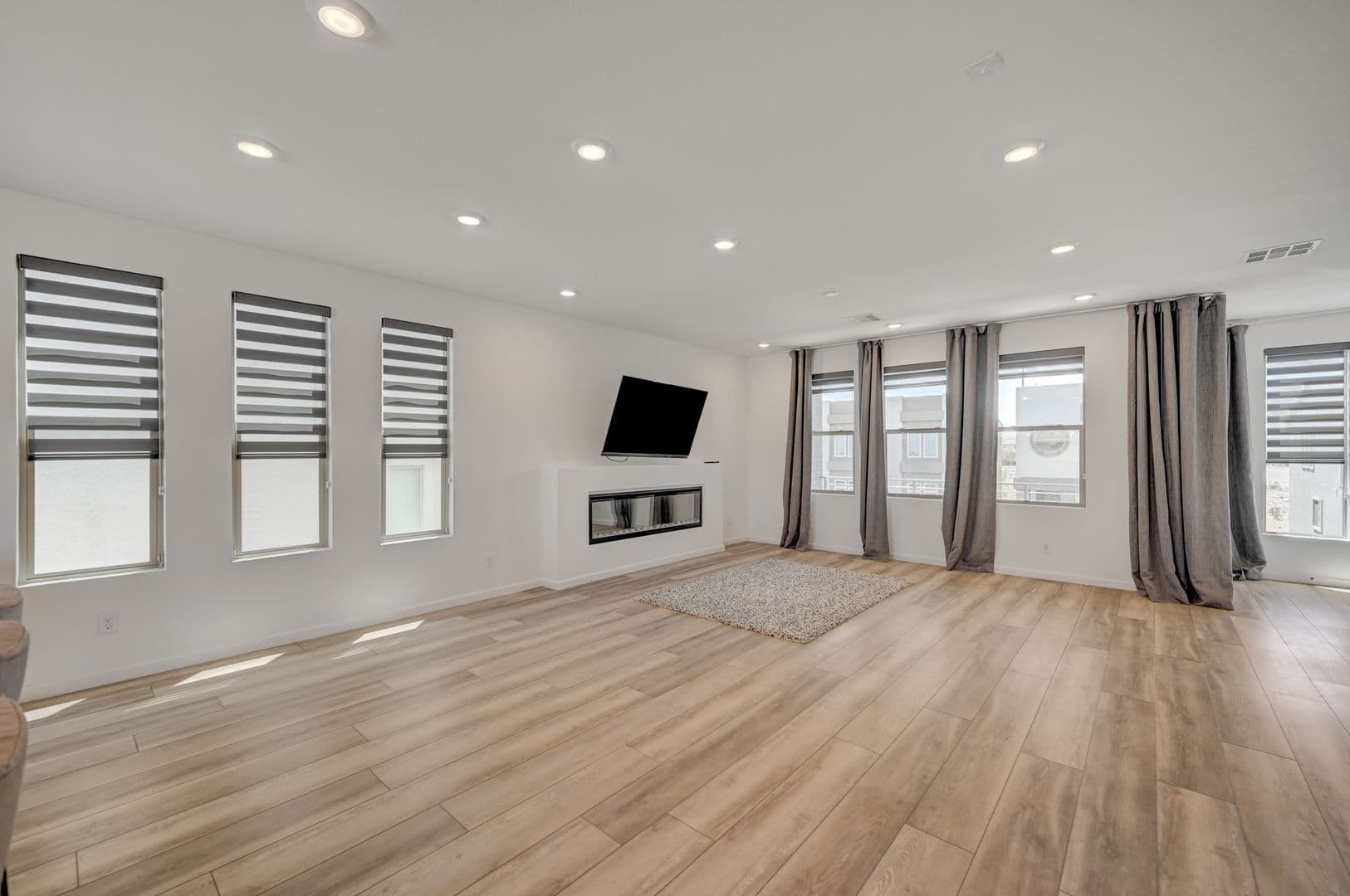 Las Vegas House: 7760 Misty Oaks Ave