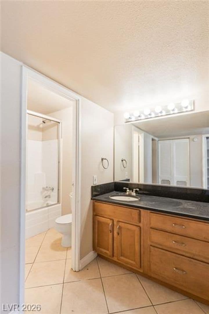 Las Vegas Condo: 3930 University Center Dr #1003