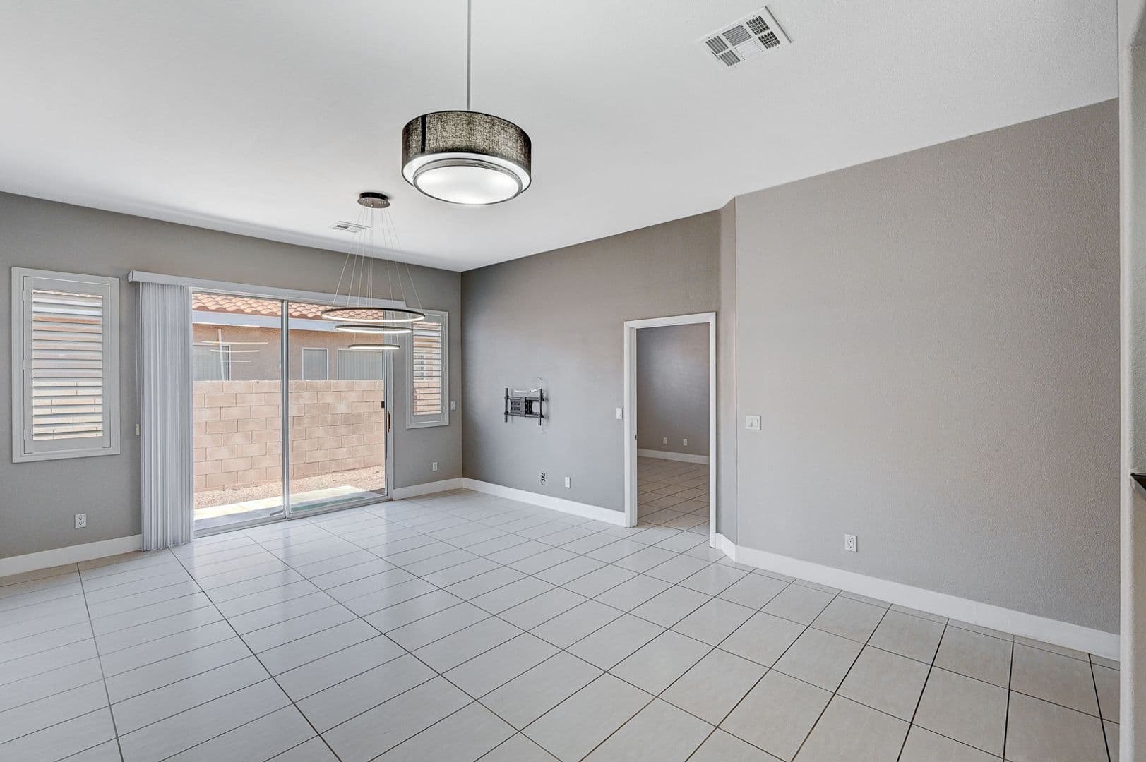 Las Vegas Townhome: 2830 Serenidad Dr