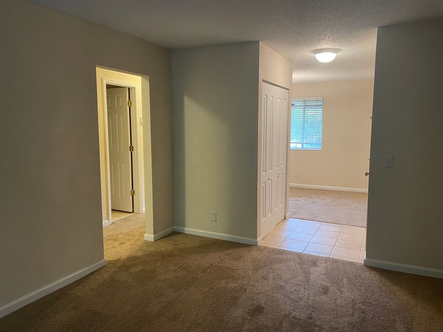 Jacksonville House: 8880 Old Kings Rd S 70
