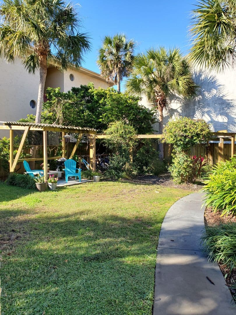 Jacksonville Beach House: 530 2nd St
