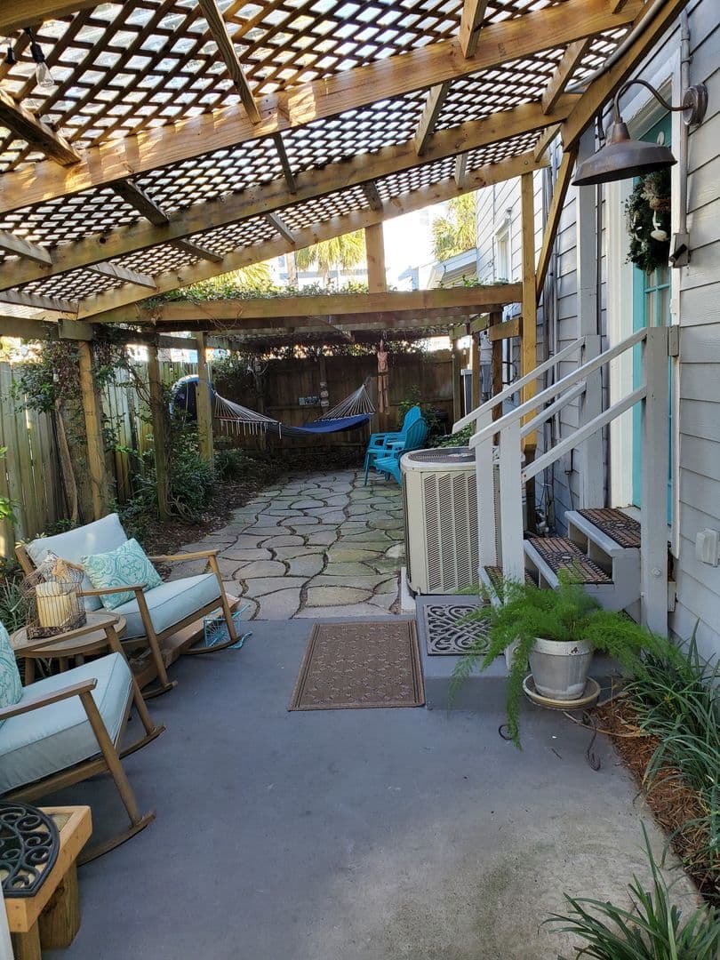 Jacksonville Beach House: 530 2nd St