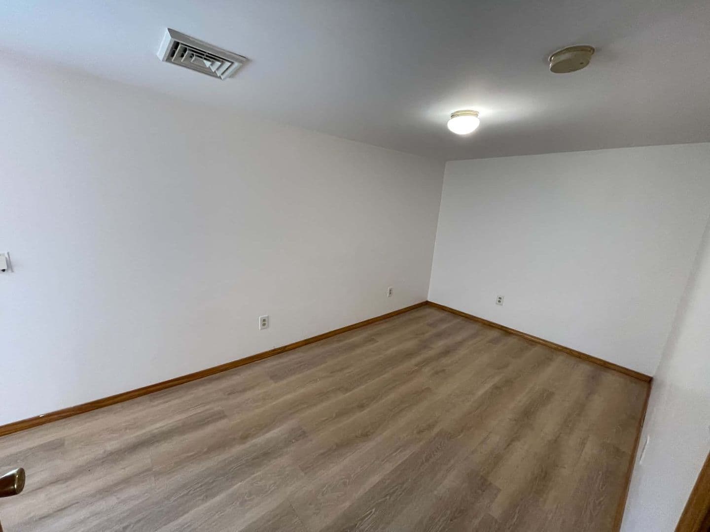 Olean Apartment: 911 Buffalo Street