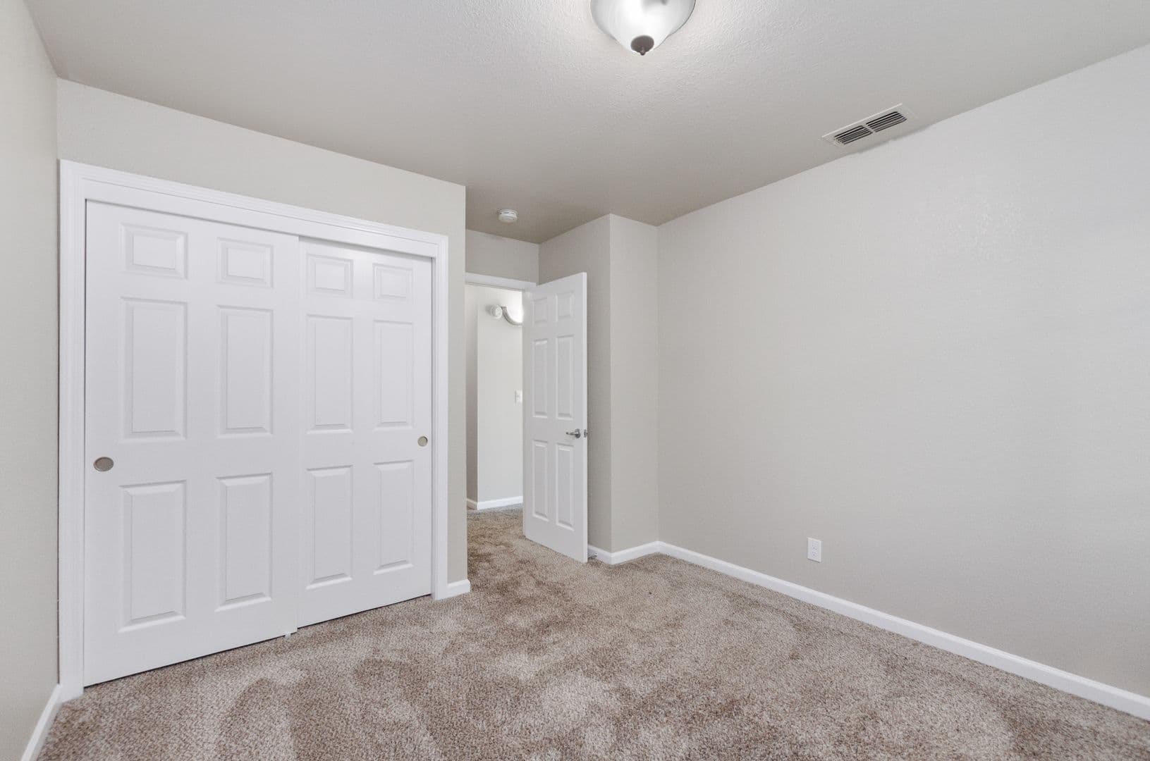 Citrus Heights Apartment: 12633 Fair Oaks Blvd