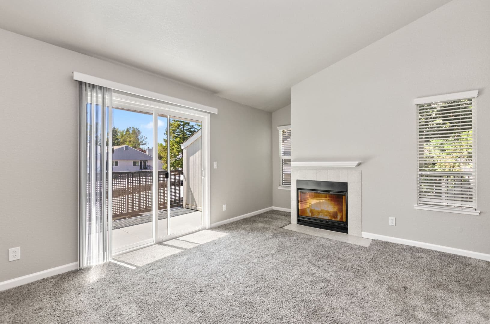 Citrus Heights Apartment: 12633 Fair Oaks Blvd