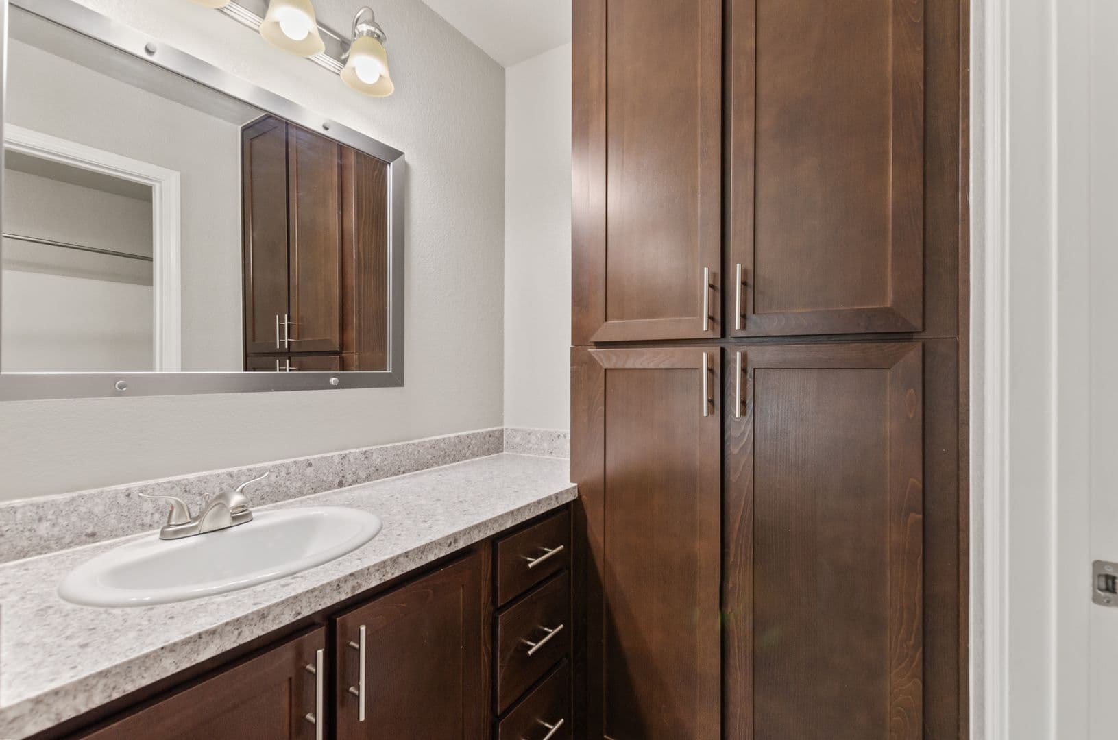 Citrus Heights Apartment: 12633 Fair Oaks Blvd