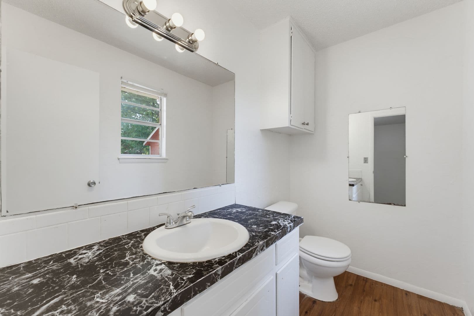 Springdale House: 2501 N Jill Circle