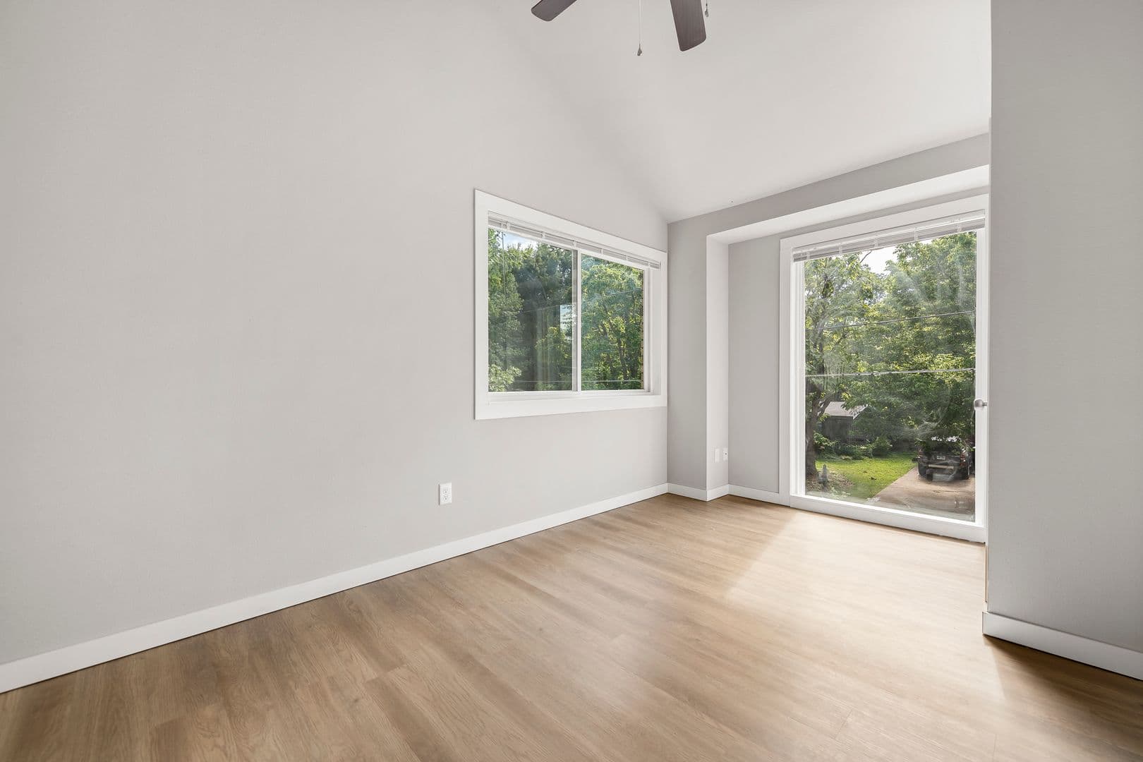 Fayetteville Townhome: 1336 West Avenue - Unit 114