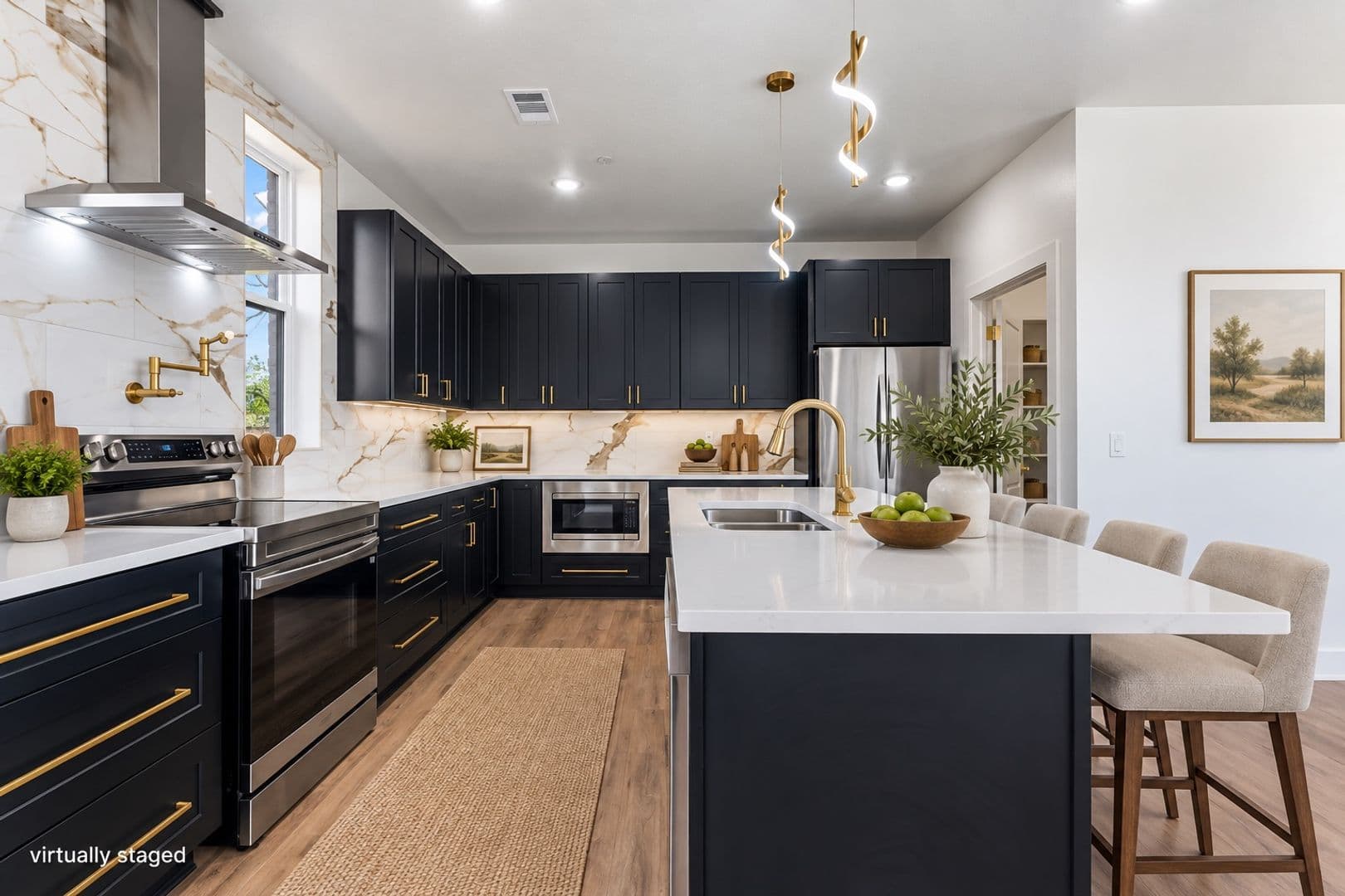 Rogers House: 2611 W BERKELEY AVE