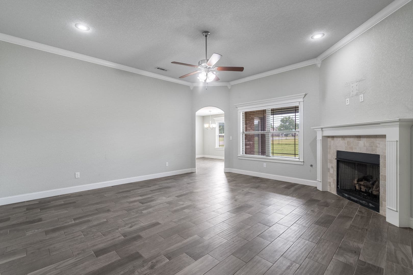 Pea Ridge House: 457 Harper Drive