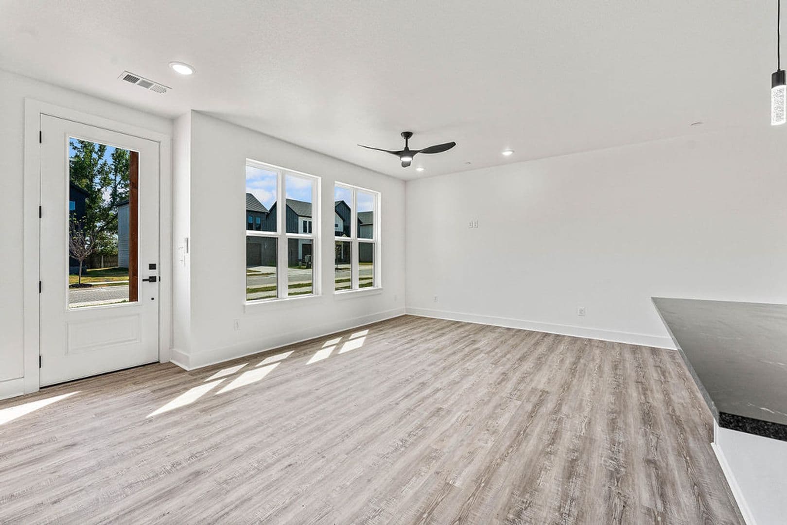 Rogers House: 2602 W BERKELEY AVE