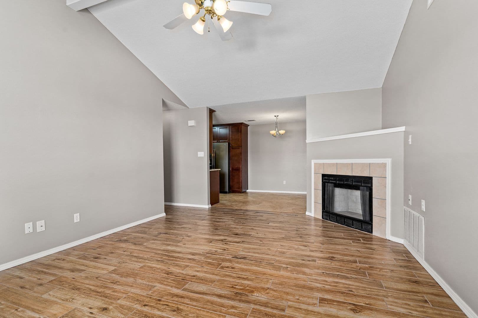 Fort Smith House: 5802 Park Valley Cir.