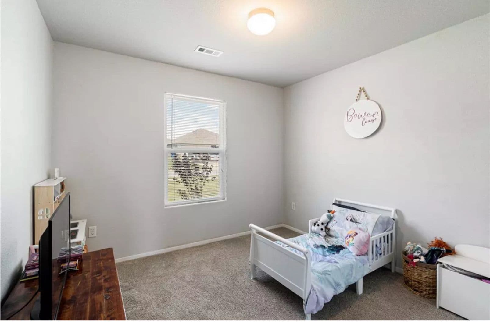 Bentonville House: 801 NW 68th Avenue