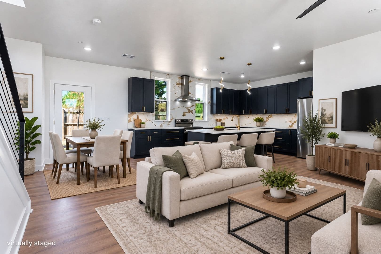 Rogers House: 2611 W BERKELEY AVE