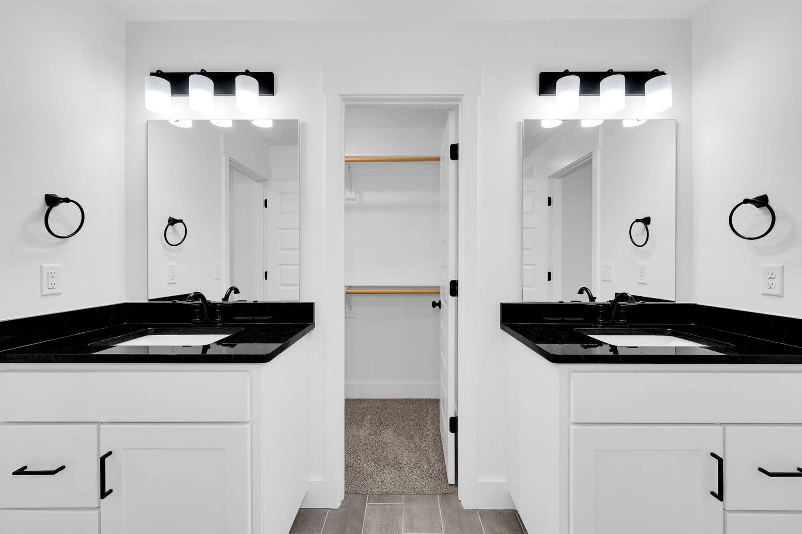 Centerton House: 1410 Emmerson St