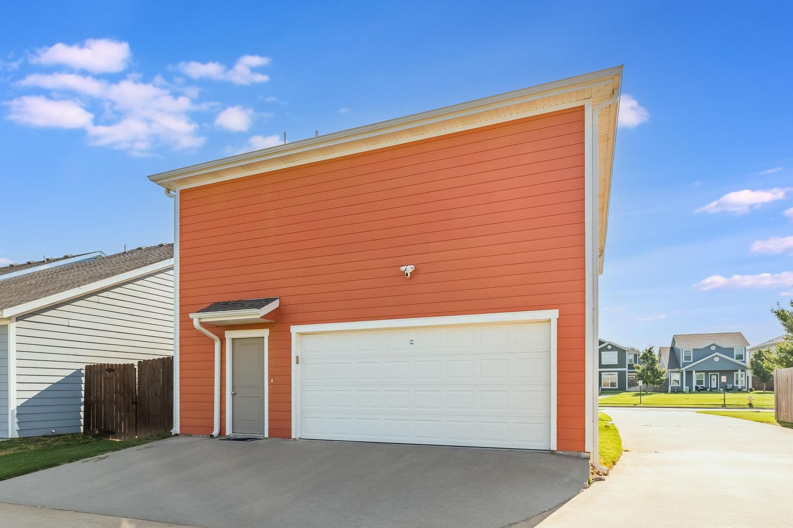 Bentonville House: 3814 SW Peachwood Drive