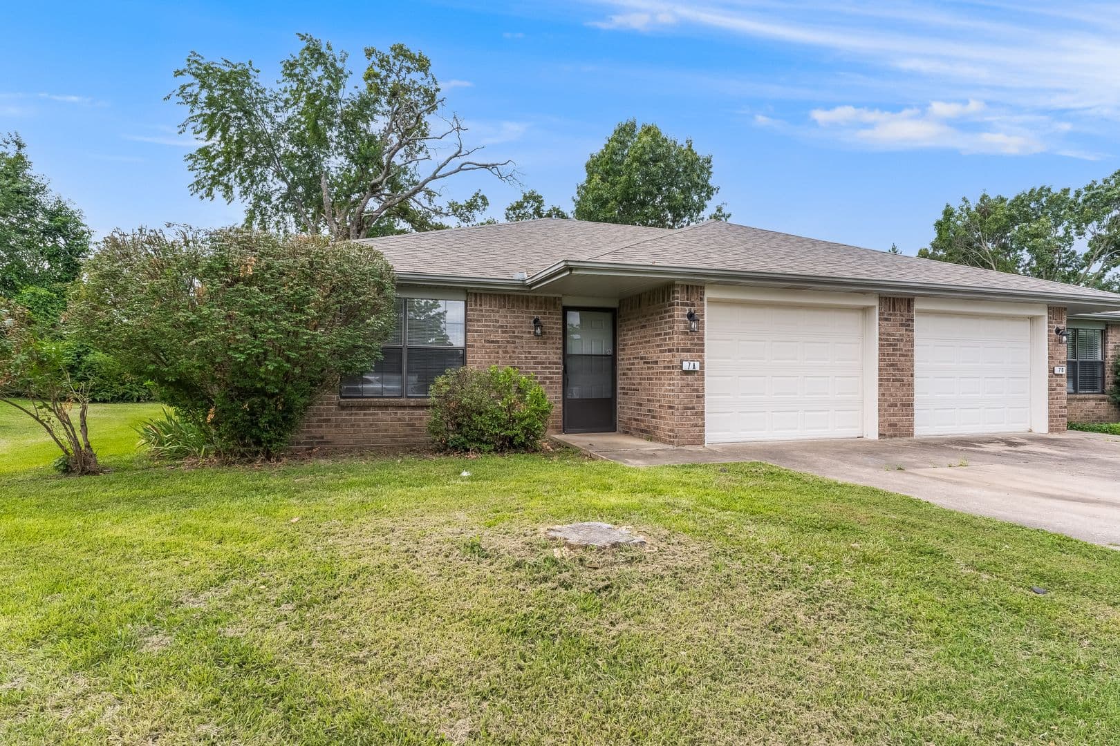 Bentonville House: 7 Jonquilla Unit A