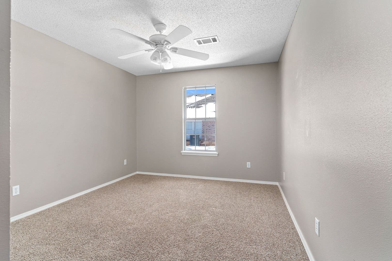 Fort Smith House: 5802 Park Valley Cir.