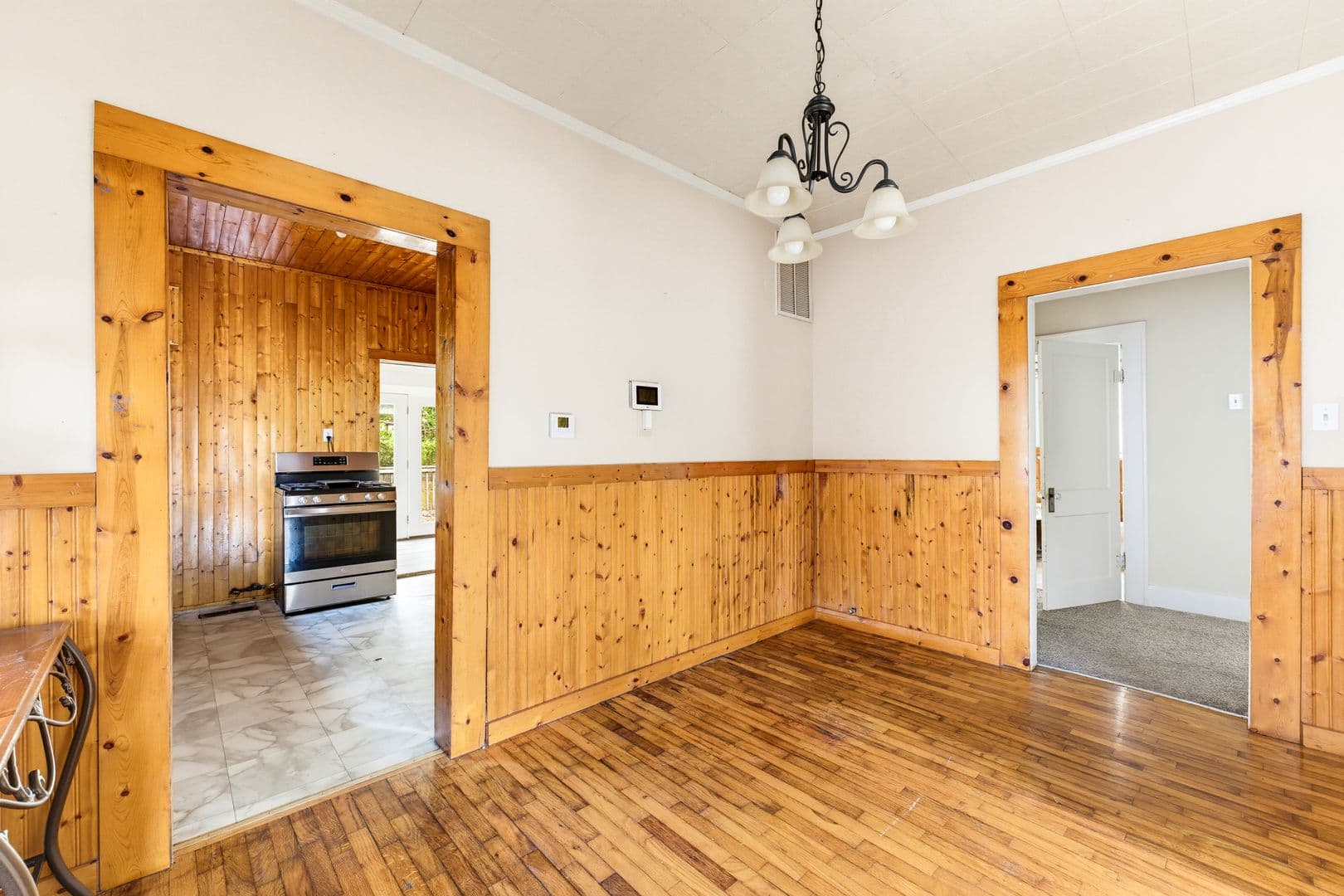 Fort Smith House: 630 Clifton Ct