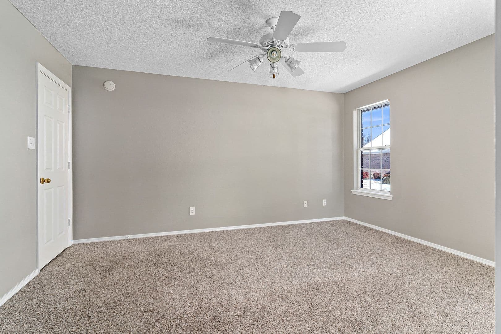 Fort Smith House: 5802 Park Valley Cir.