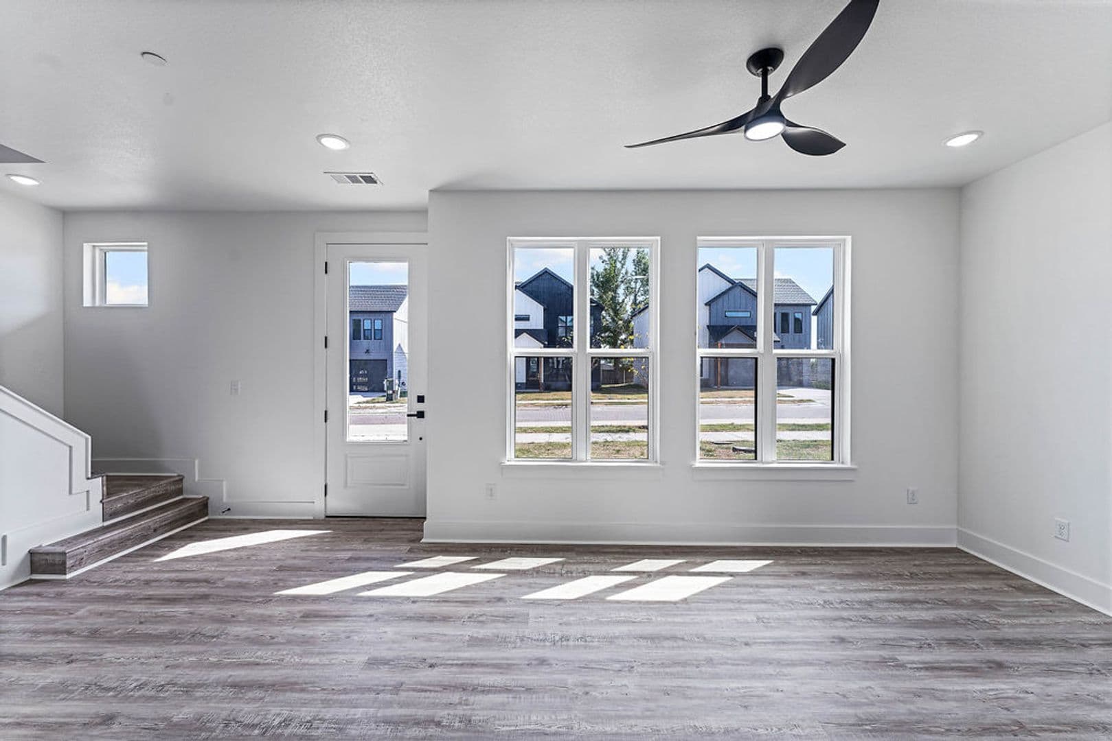 Rogers House: 2602 W BERKELEY AVE
