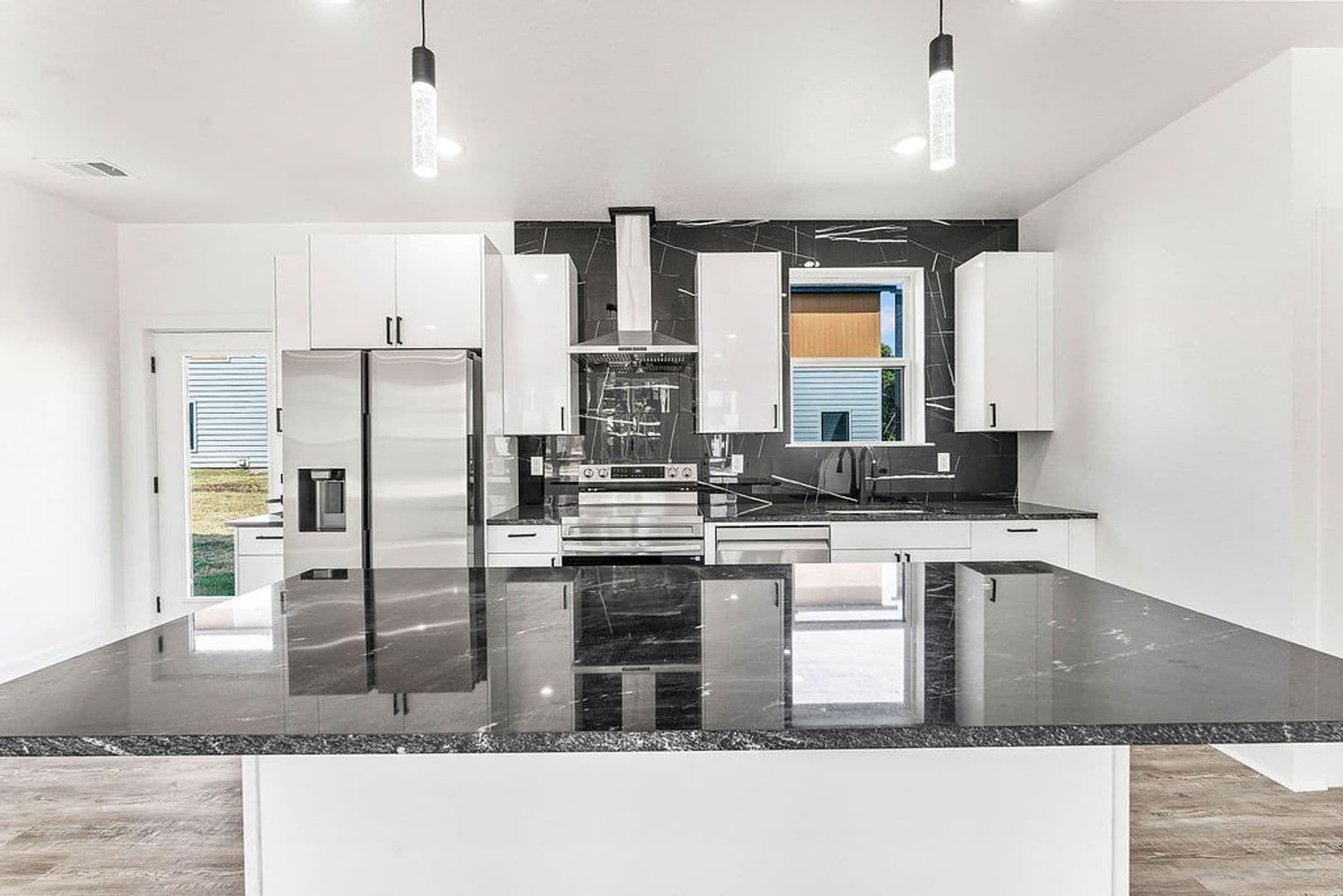 Rogers House: 2602 W BERKELEY AVE